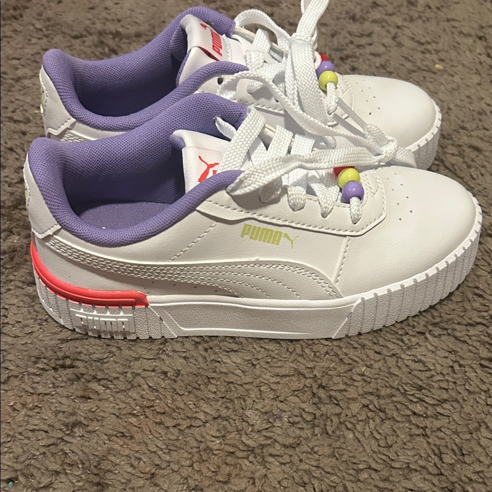 Puma Kids White and Lavender Sneakers